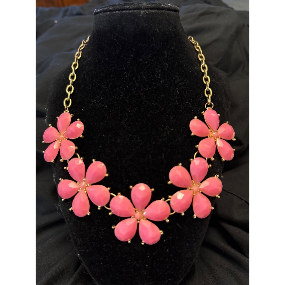 Etc! Pink Floral Statement Necklace Gold Tone Bib Faceted Resin Flower Jewelry